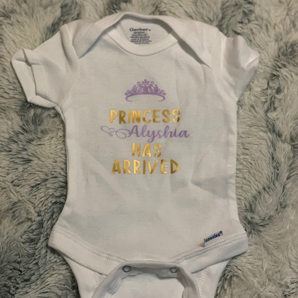 Custom onesie/ Princess has arrived
